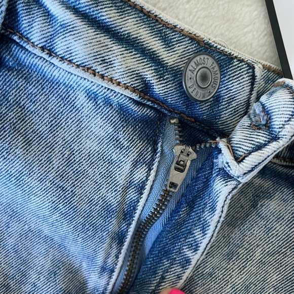 Almost Famous Light Blue Dad Distressed Straight Leg Jeans - Picture 13 of 13